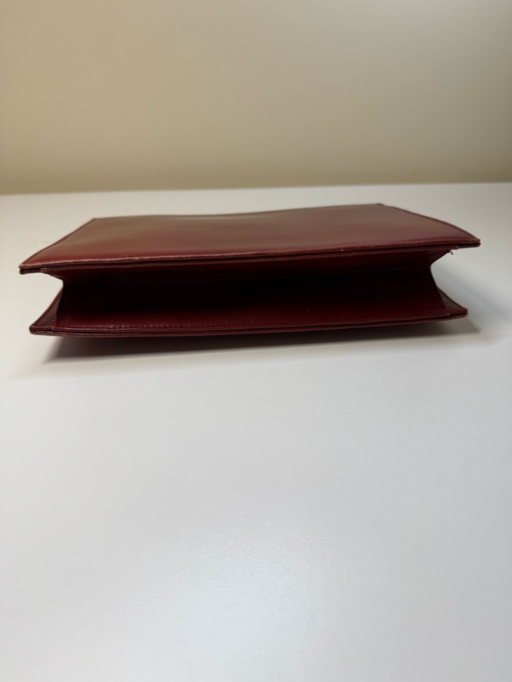 Nina Ricci Deep Red Envelope Crossbody/Clutch with Gold 'N' Accent - Vintage - Picture 7 of 14